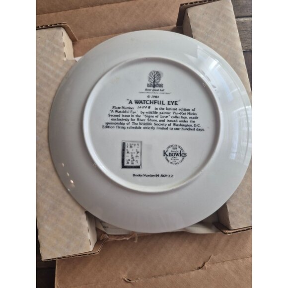 Limited Edition "A Watchful Eye" Collector Plate By Knowles Featuring Lioness & - Picture 3 of 3